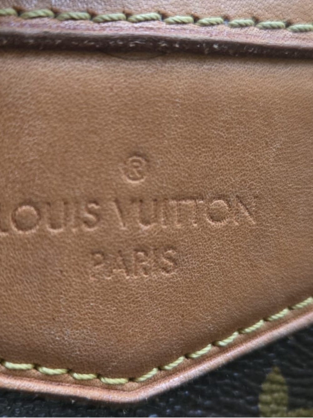 Louis Vuitton Brown Monogram Canvas Shoulder Bag with Tan Leather Trim - Picture 4 of 16